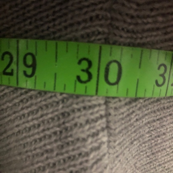 Womens Grey Sweater. 30” pit to pit - Picture 3 of 7